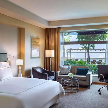 Swissotel Al Ghurair Dubai - Deira & Creek Exterior photo Deluxe room