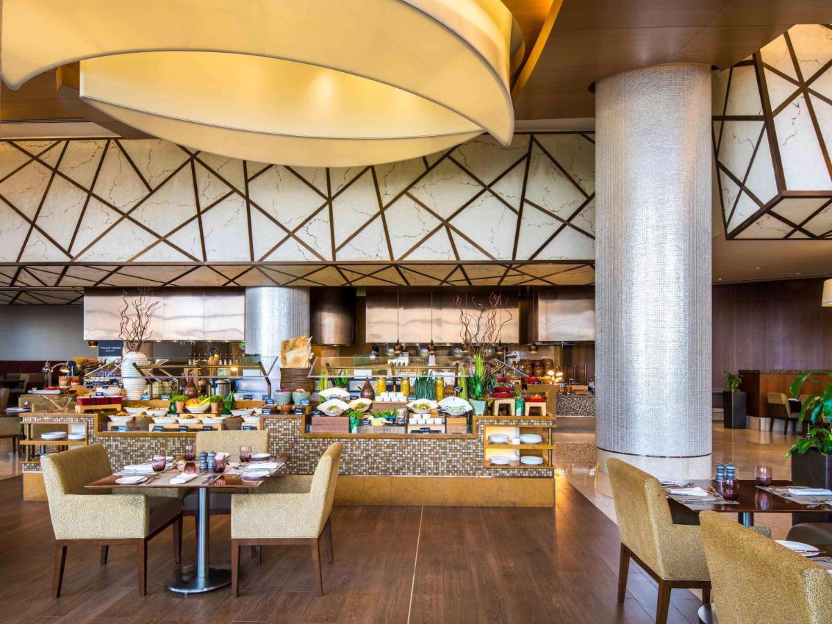 Отель Swissotel Al Ghurair - Deira & Creek Дубай