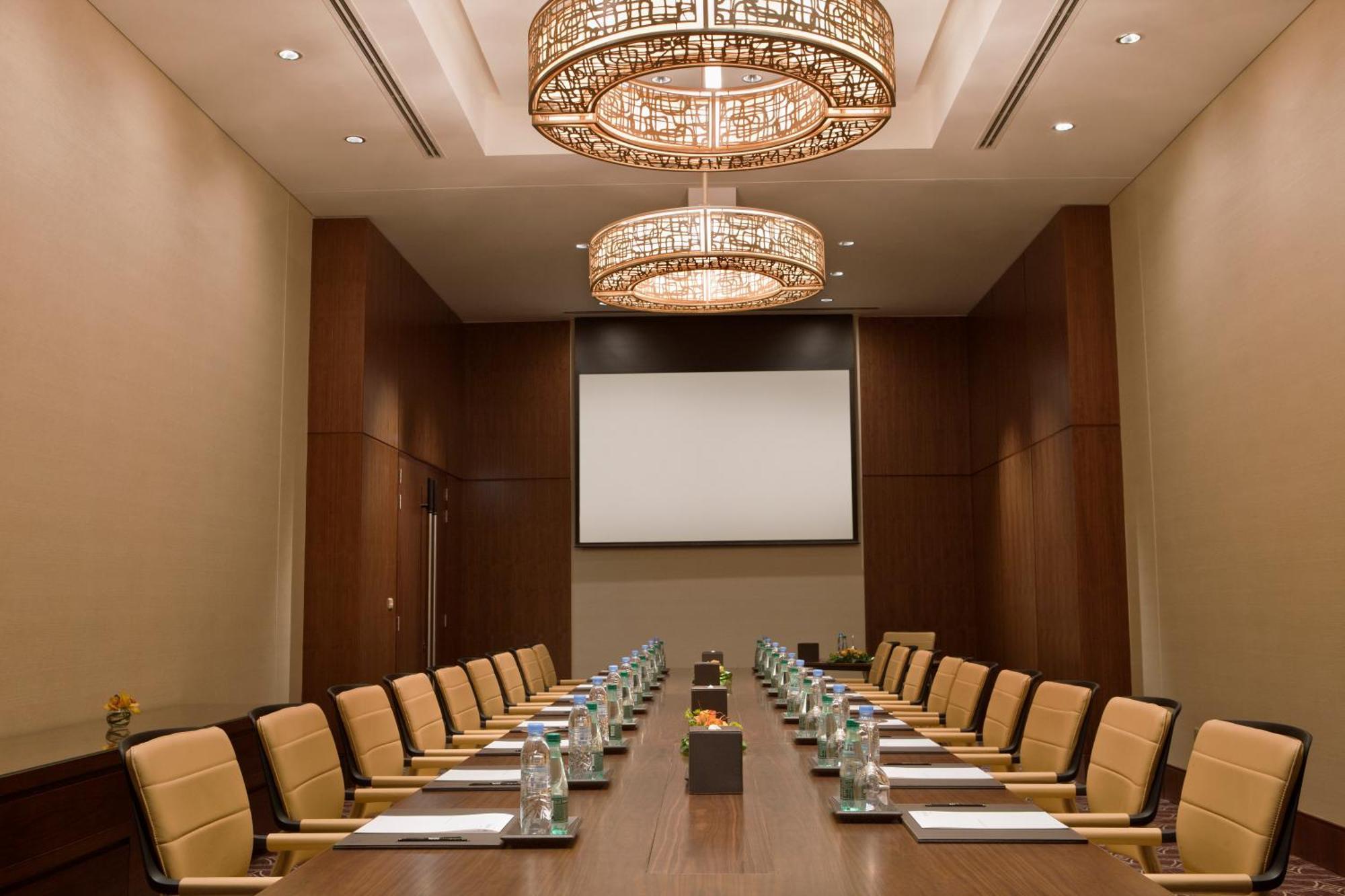 Swissotel Al Ghurair - Deira & Creek होटल