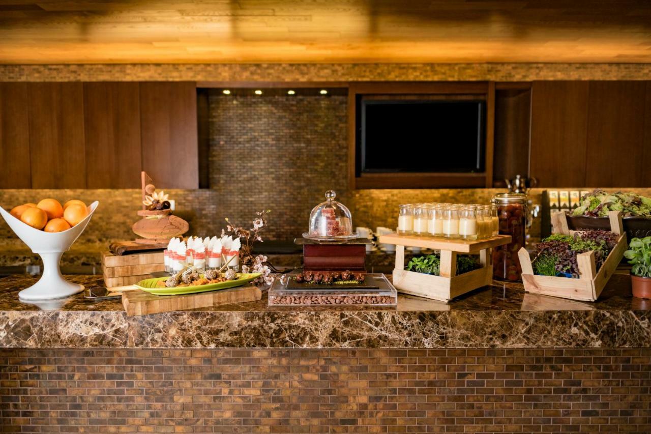 होटल Swissotel Al Ghurair - Deira & Creek 5*