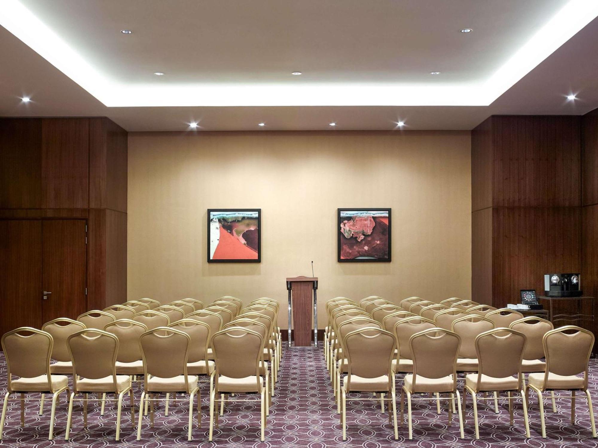 Swissotel Al Ghurair - Deira & Creek Дубай